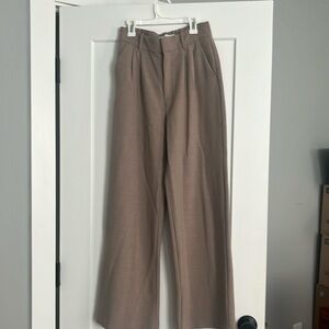 Women’s Abercrombie Trousers size small